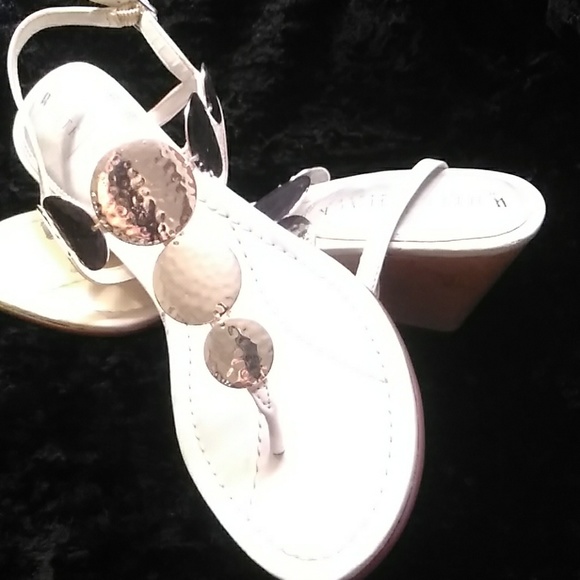 White House Black Market Shoes - White House  Black Marketing  Sandals 8M
